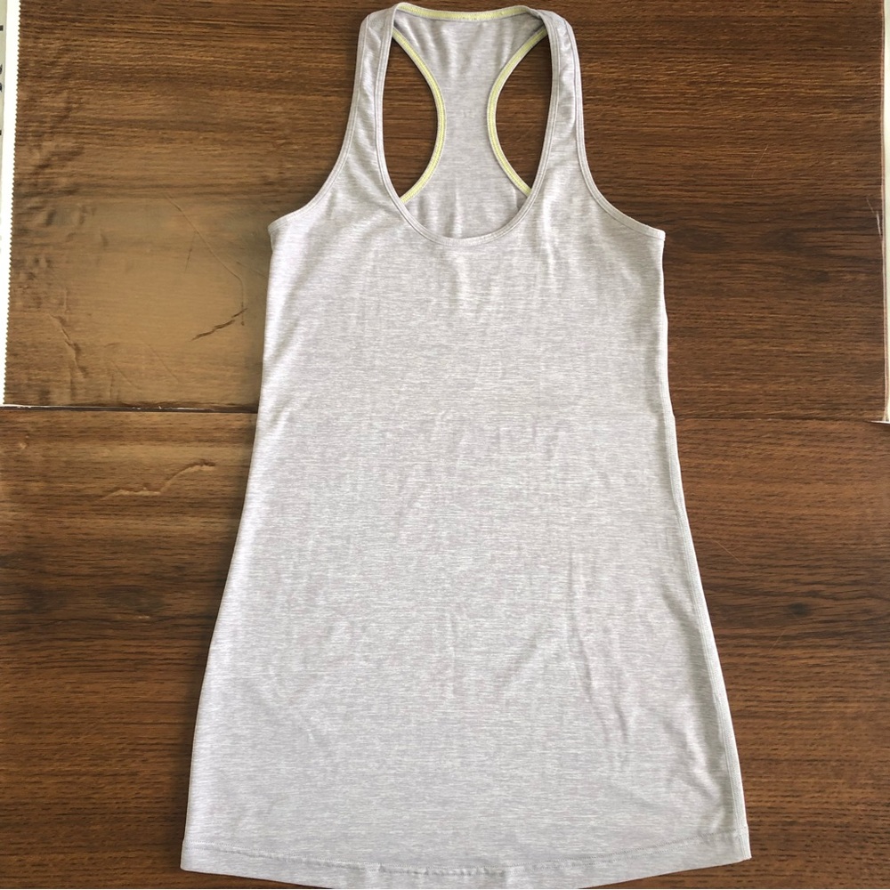 LULULEMON Cool Racerback Women’s Gray Heathered Top Tank Size 4 or 6